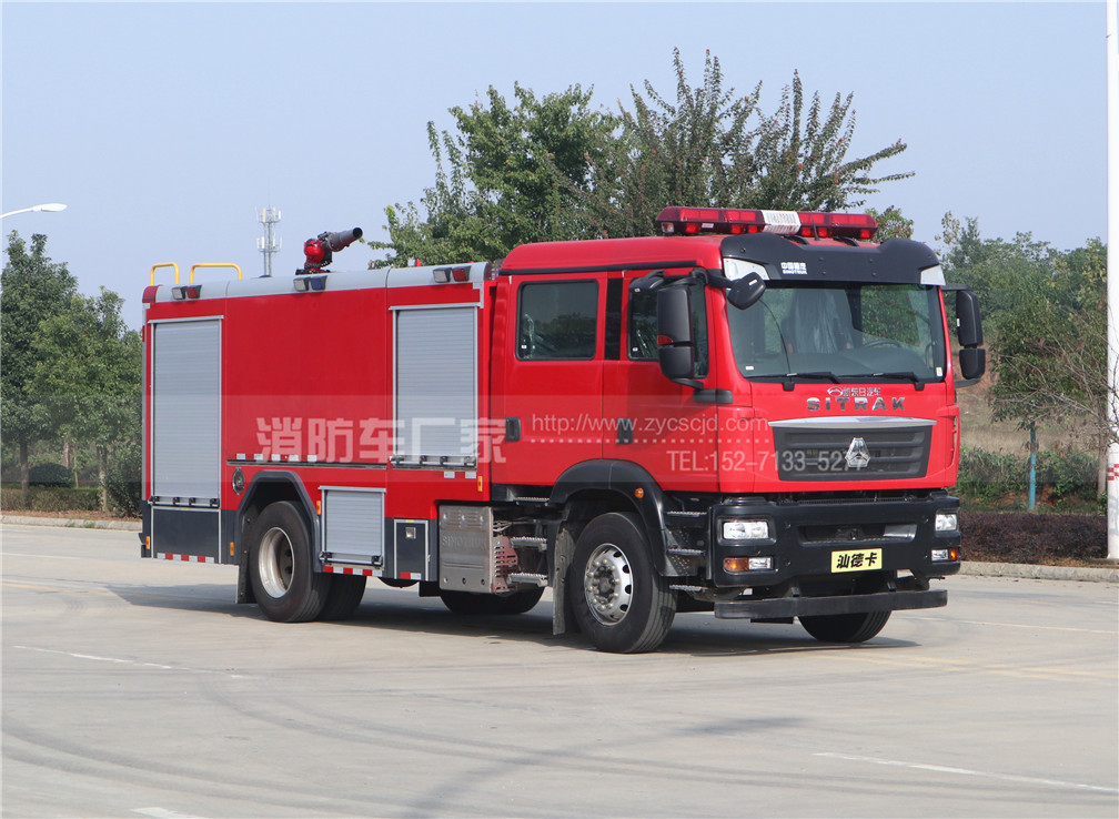 �������ơ��ǵ¿�8��ˮ������܇